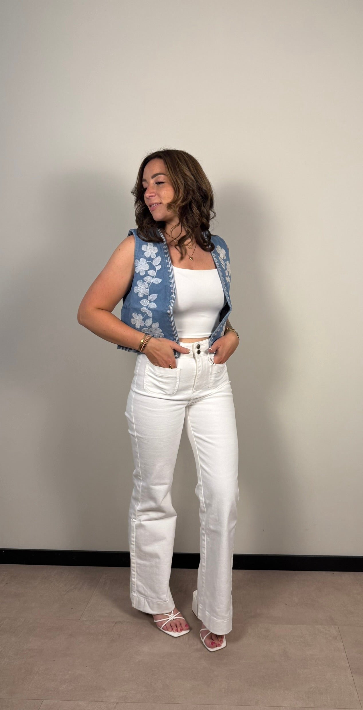 Gillet - IN APRIL PARIS 1986 - denim met bloemen